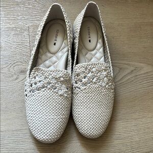 NWOT Birdies leather White Loafers, The Starling style in Ecru Woven, size 8.5